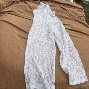 Julia Jordan Ivory Lace Over Nude Knot Neck Halter Jumpsuit Size 10